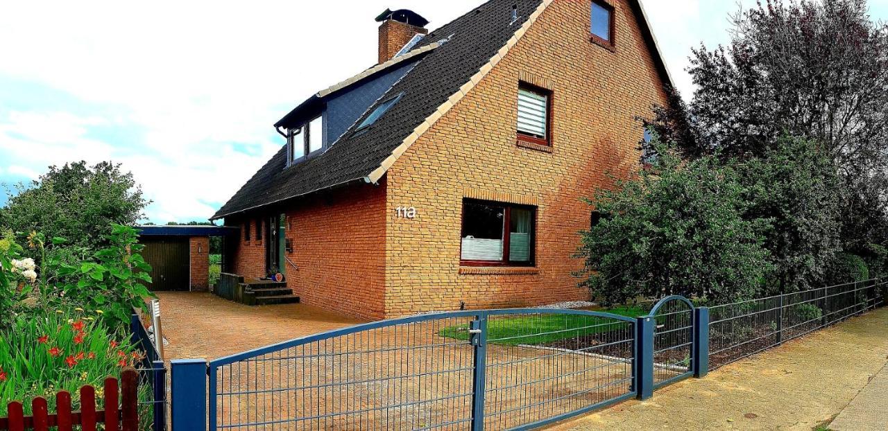 Lueneburg-Melbeck, 105 Qm Mit Fernsicht, Ruhige Sackgasse, Fussbodenheizung, Wallbox Gegen Gebuehr Eksteriør billede